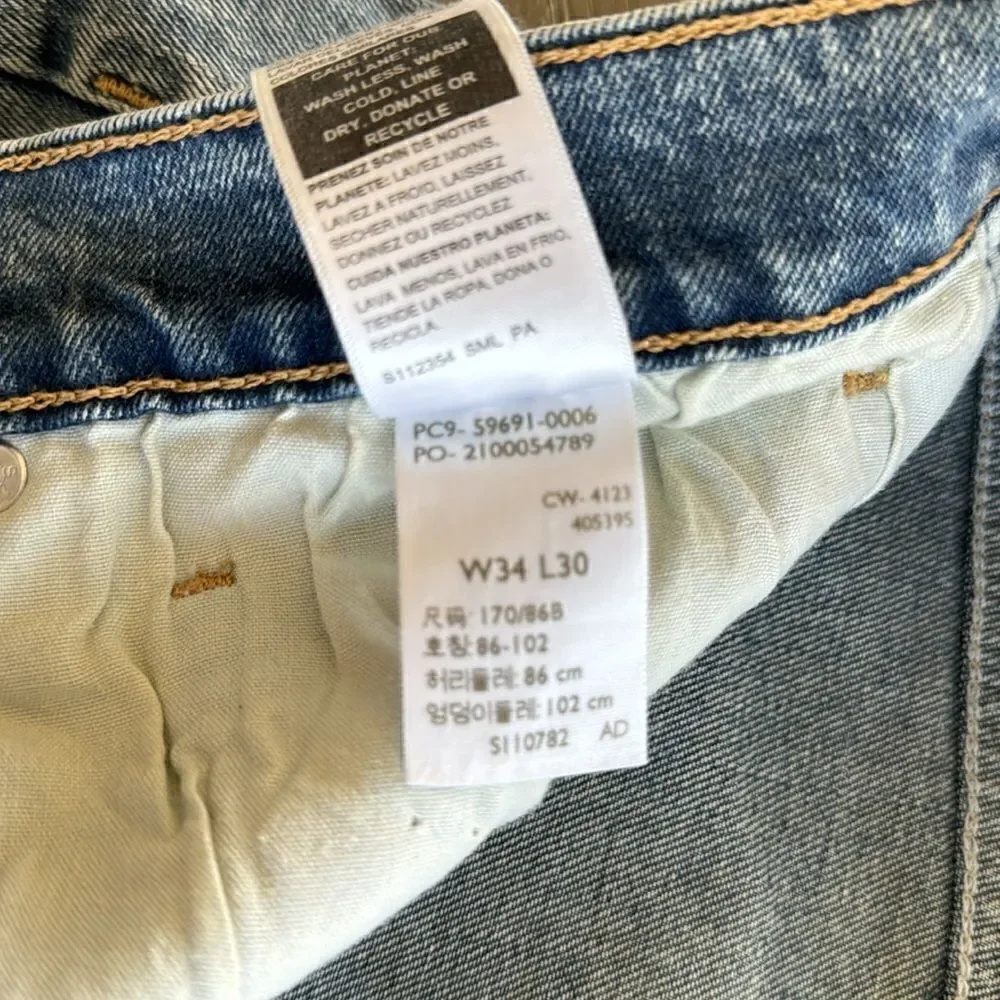 Signature Gold by Levi Strauss & Co. Men's Slim Straight Jeans Size W34 X L30